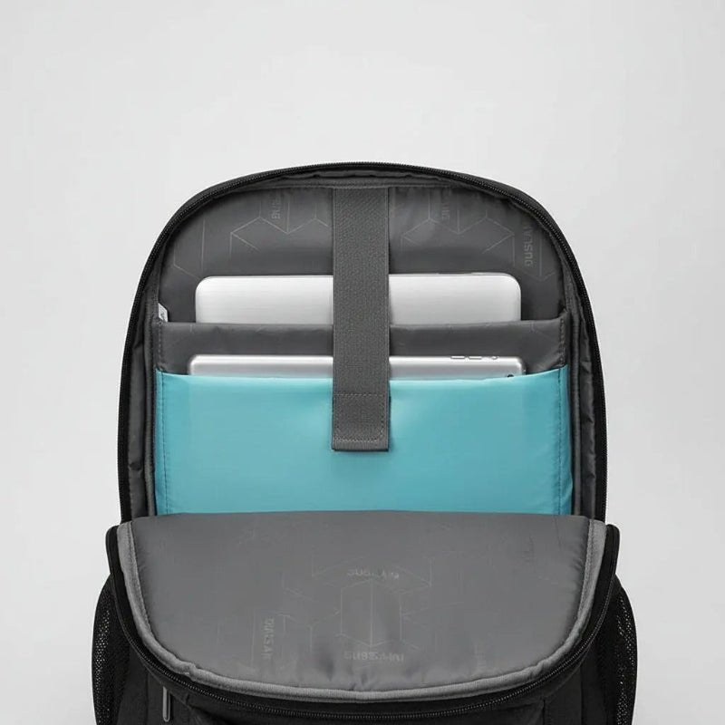 Organisation interne d’un sac à dos ordinateur étanche avec ordinateur portable et tablette